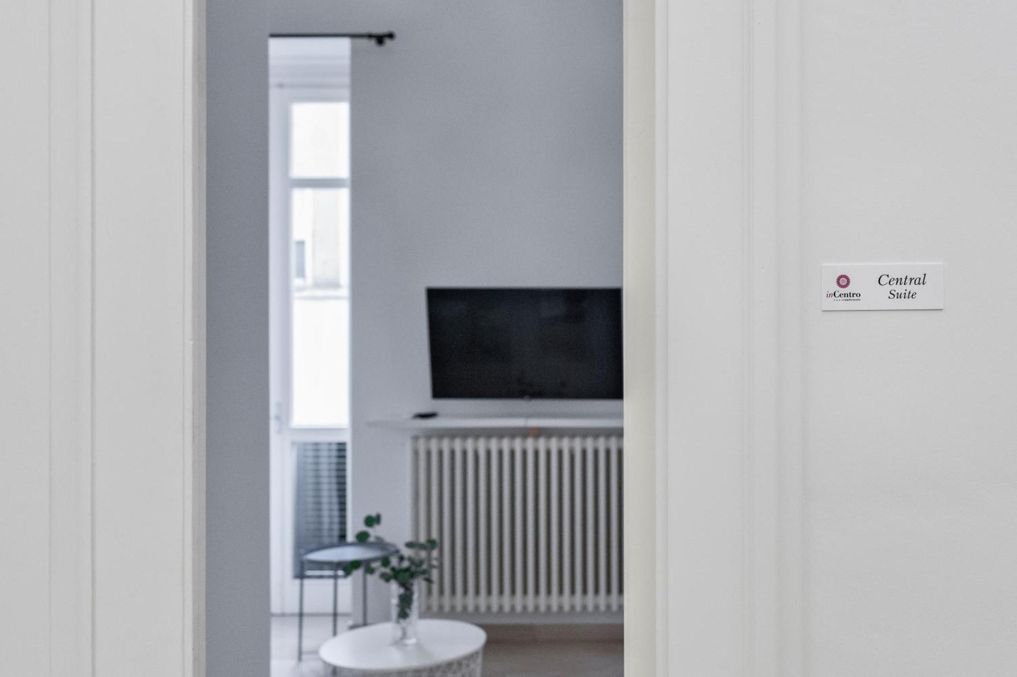 Incentro Comfort Suite - Lecce Selection エクステリア 写真